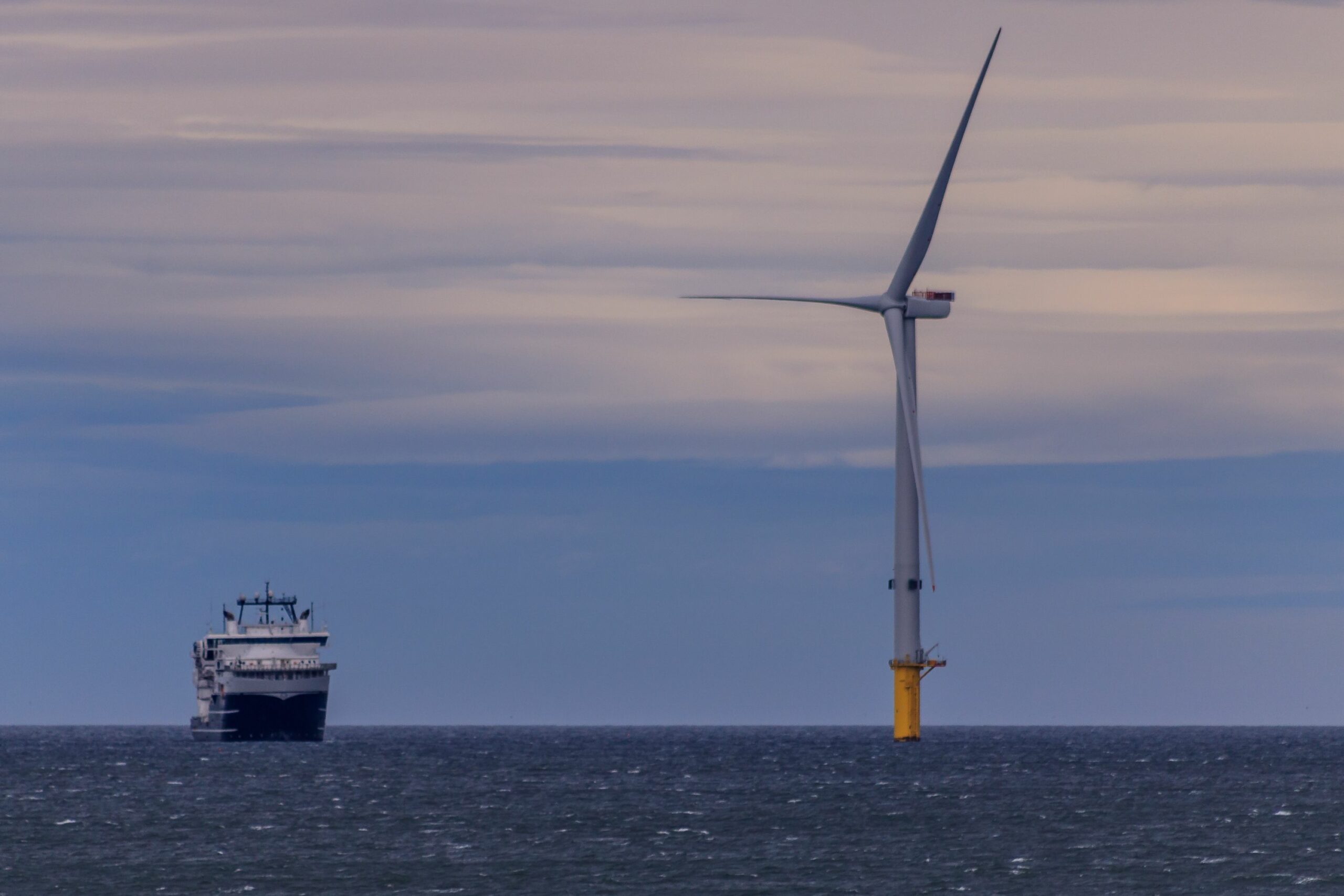 An image of Arklow windfarm